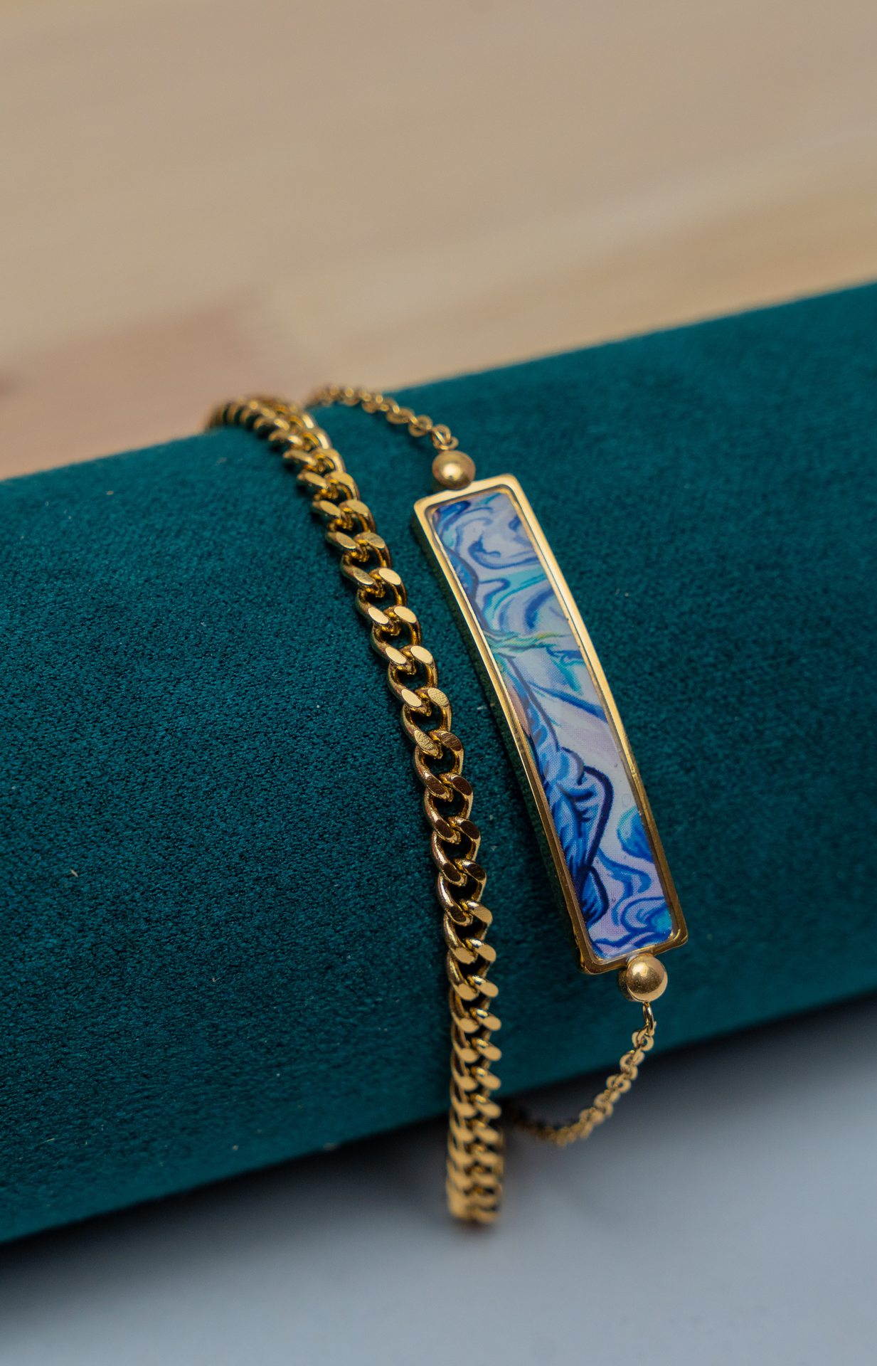 Gold Chain Bracelet with Blue Marbled Pendant