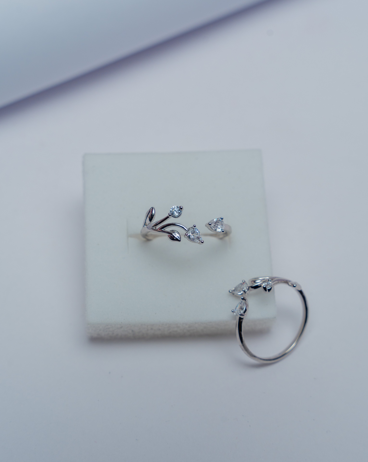 Silver Cubic Zirconia Leaf Ring