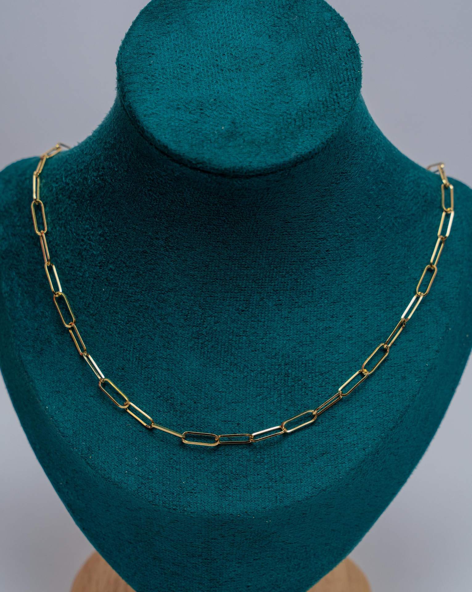Gold Paperclip Link Chain Necklace