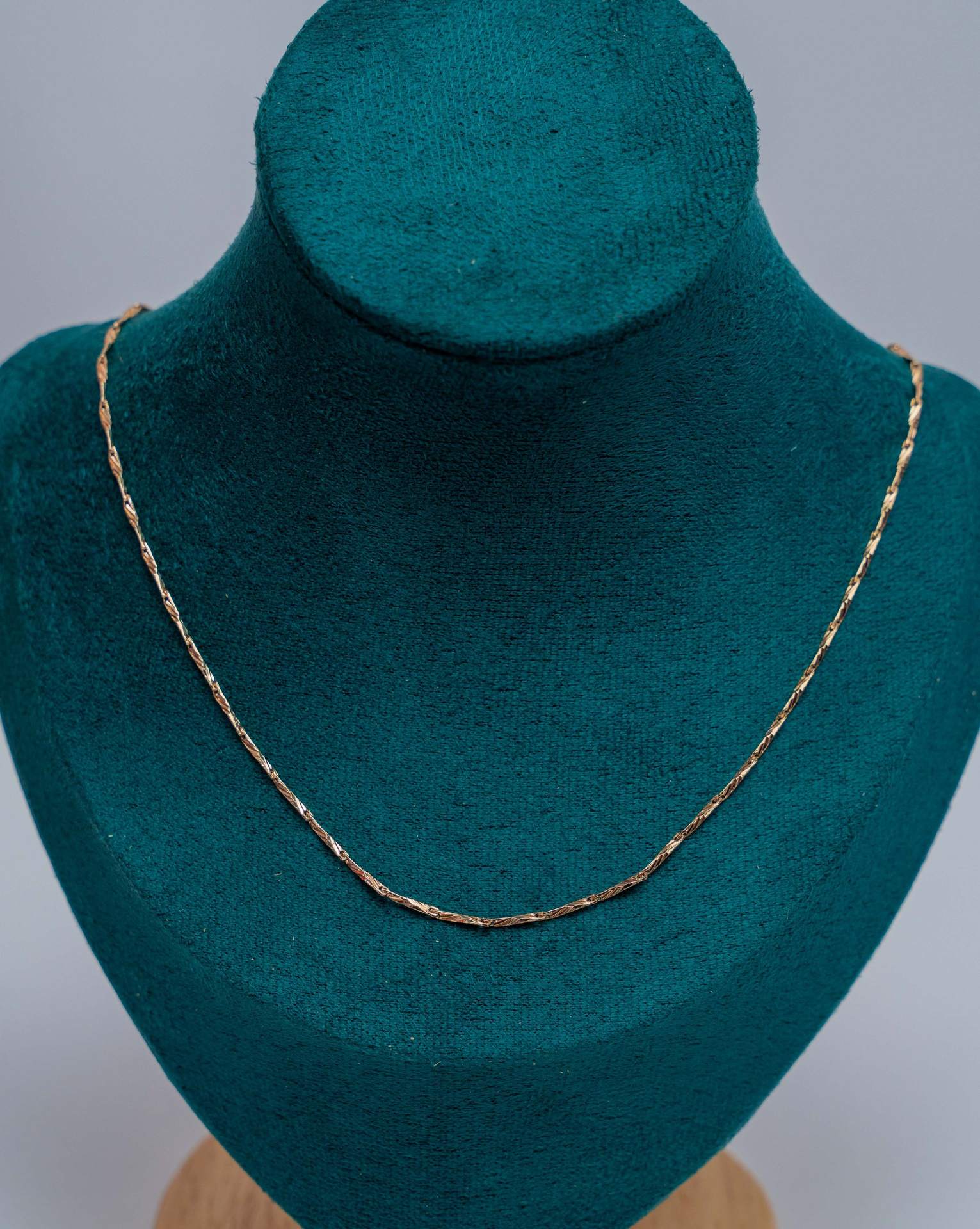 Gold Twisted Chain Necklace