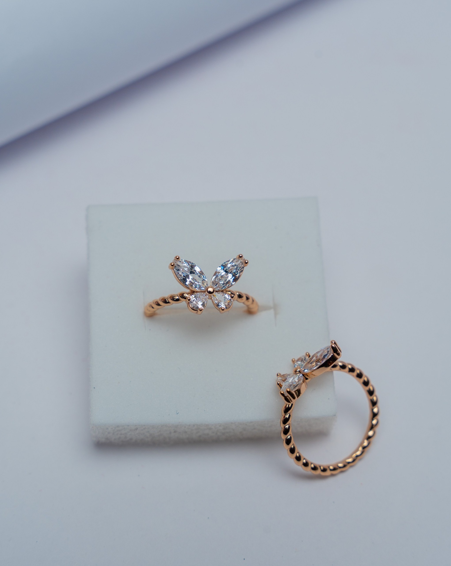 Rose Gold Butterfly Twisted Band Ring