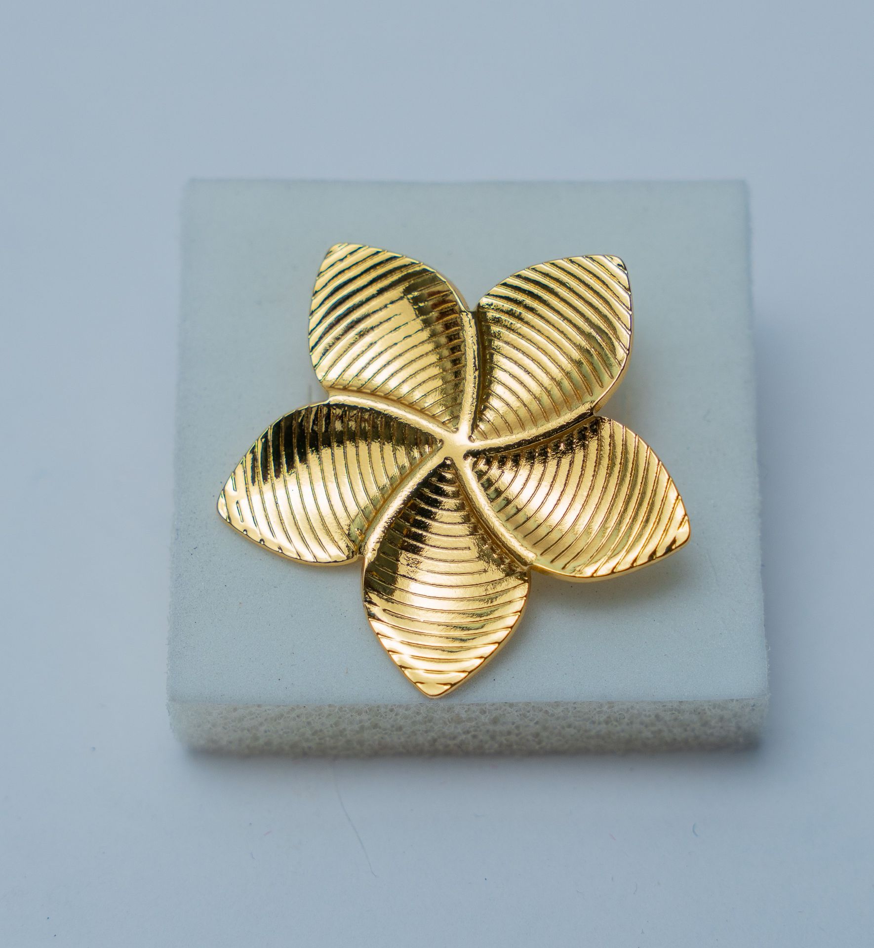 Gold-Tone Ribbed Petal Brooch