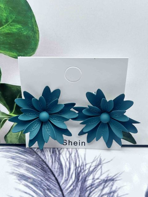 Teal Daisy Stud Earrings