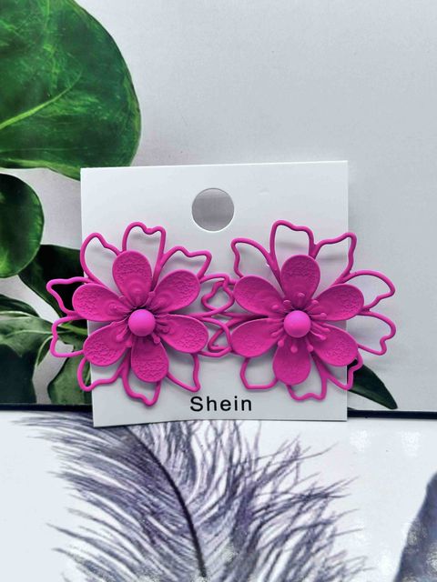 Magenta Outline Floral Drop Earrings