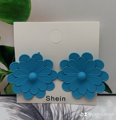 Teal Daisy Stud Earrings Large