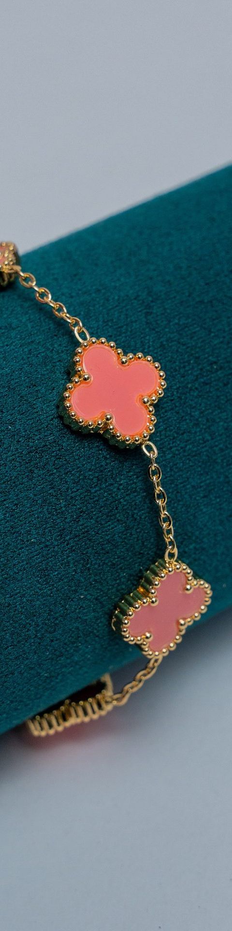 Coral Van Cleef Gold-Tone Chain Bracelet