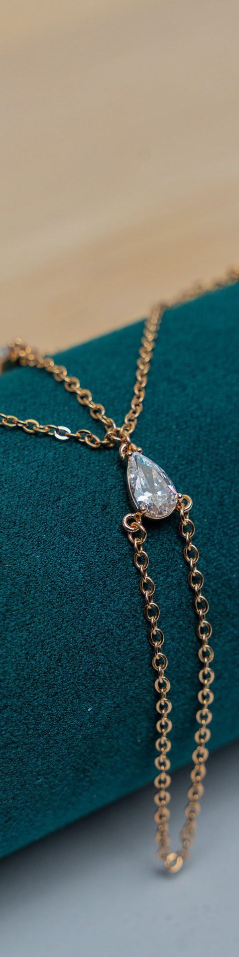 Gold Chain Bracelet with Teardrop Crystal