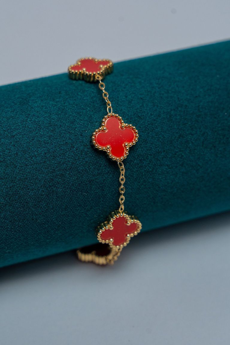 Red Van Cleef Gold-Tone Chain Bracelet