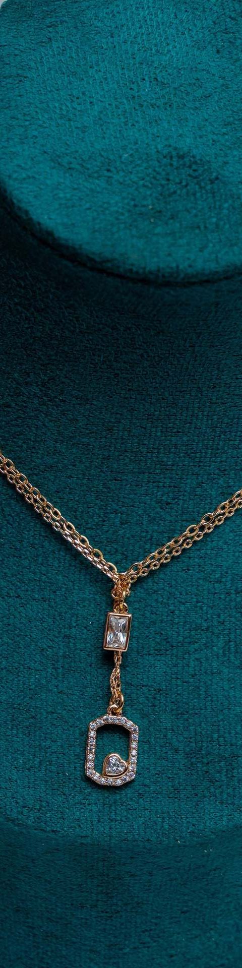 Gold Chain Lariat Necklace with Crystal Pendant
