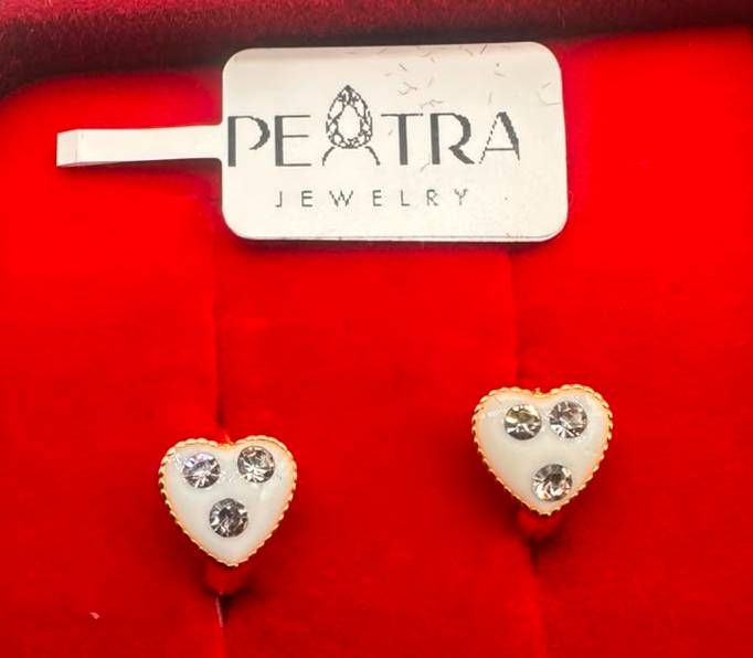 Peatra Gold Petal Hoop Earrings
