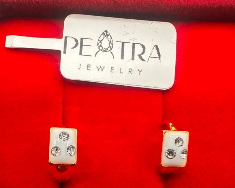 Peatra Gold Crystal Disc Earrings