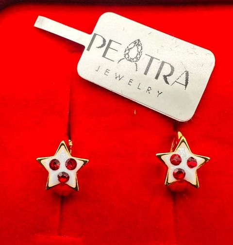 Peatra Gold Linked Oval Earrings
