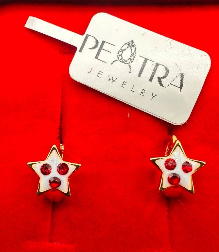 Peatra Gold Linked Oval Earrings