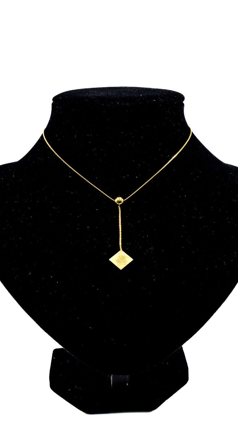 Gold Diamond Pendant Necklace
