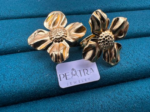 Drift Wave Flower Large Ring Set