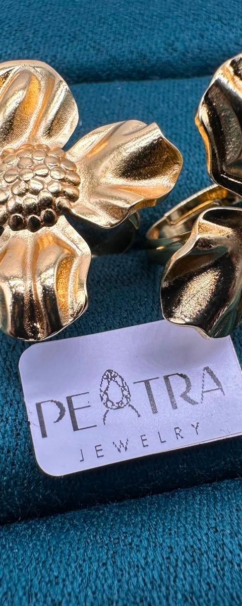Drift Wave Flower Large Ring Set