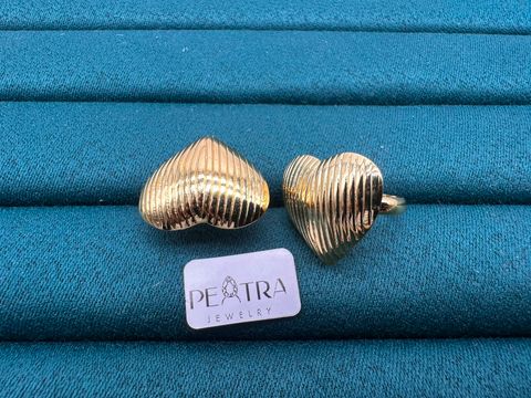 Riviera Wave Heart Ribbed Ring Set