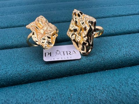 Meadow Wave Abstract Rock Ring Set