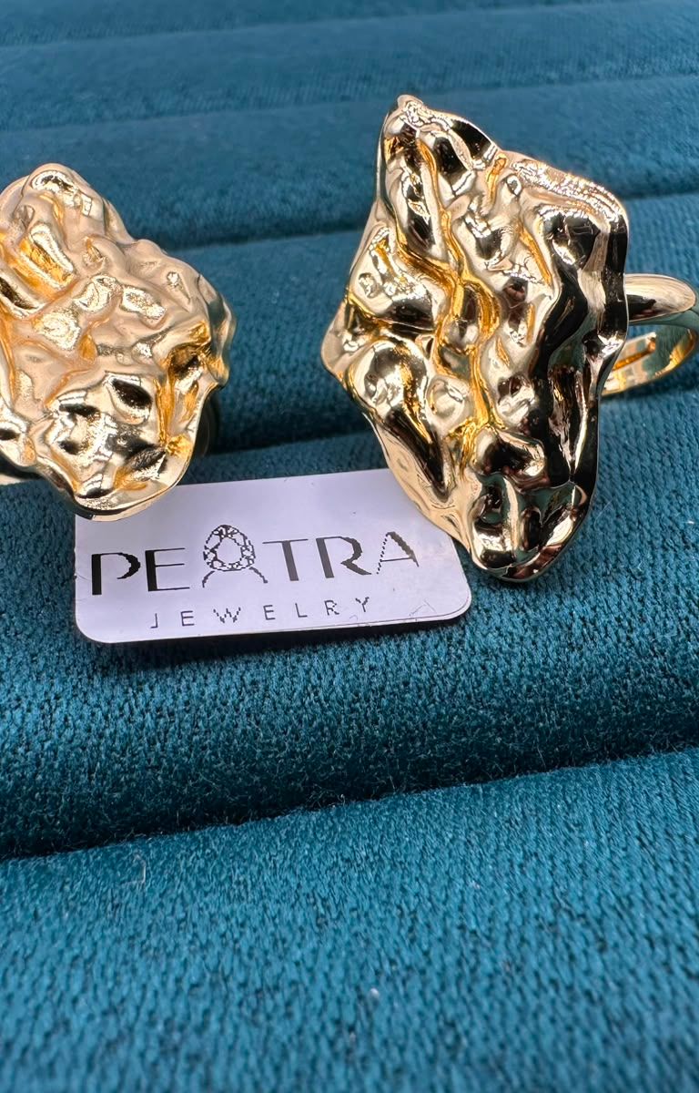Meadow Wave Abstract Rock Ring Set