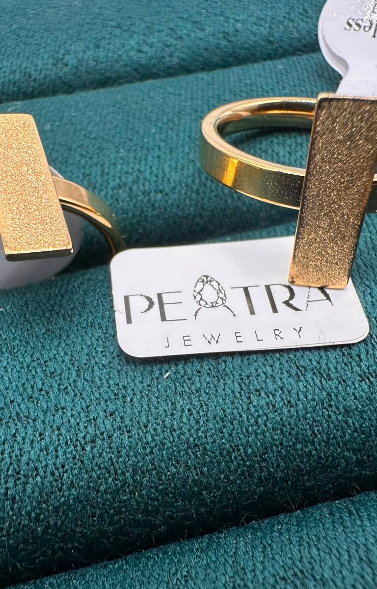 Celeste Glint Bar Ring Set