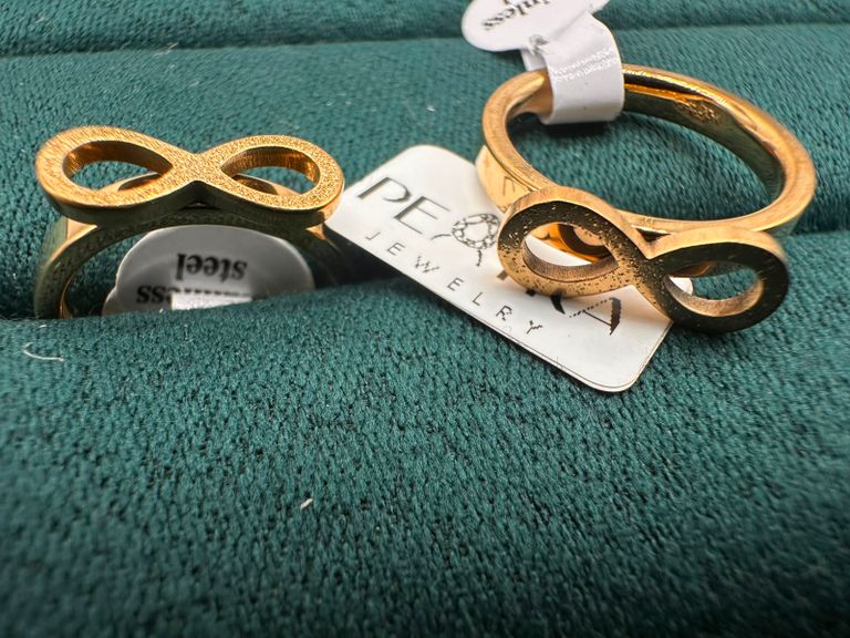 Prism Glint Loop Infinity Ring Set