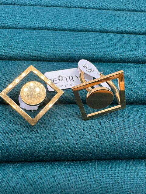 Meadow Glint Frame Diamond Ring Set