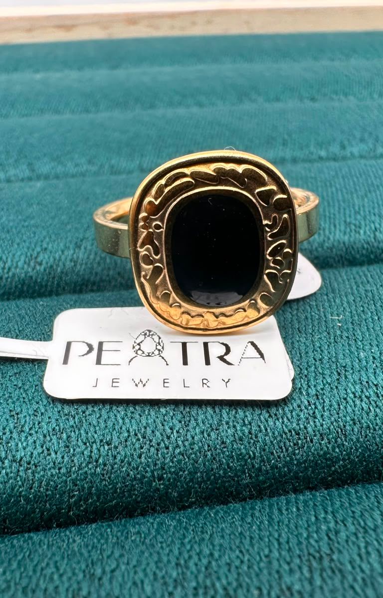Fable Glint Black Oval Signet Ring