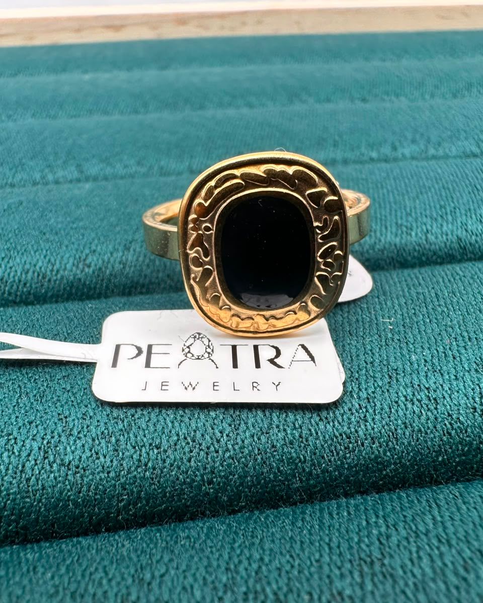 Fable Glint Black Oval Signet Ring
