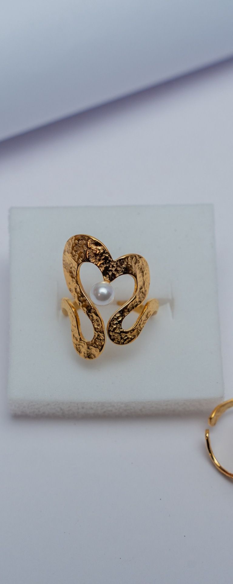 Gold Textured Heart Pearl Ring