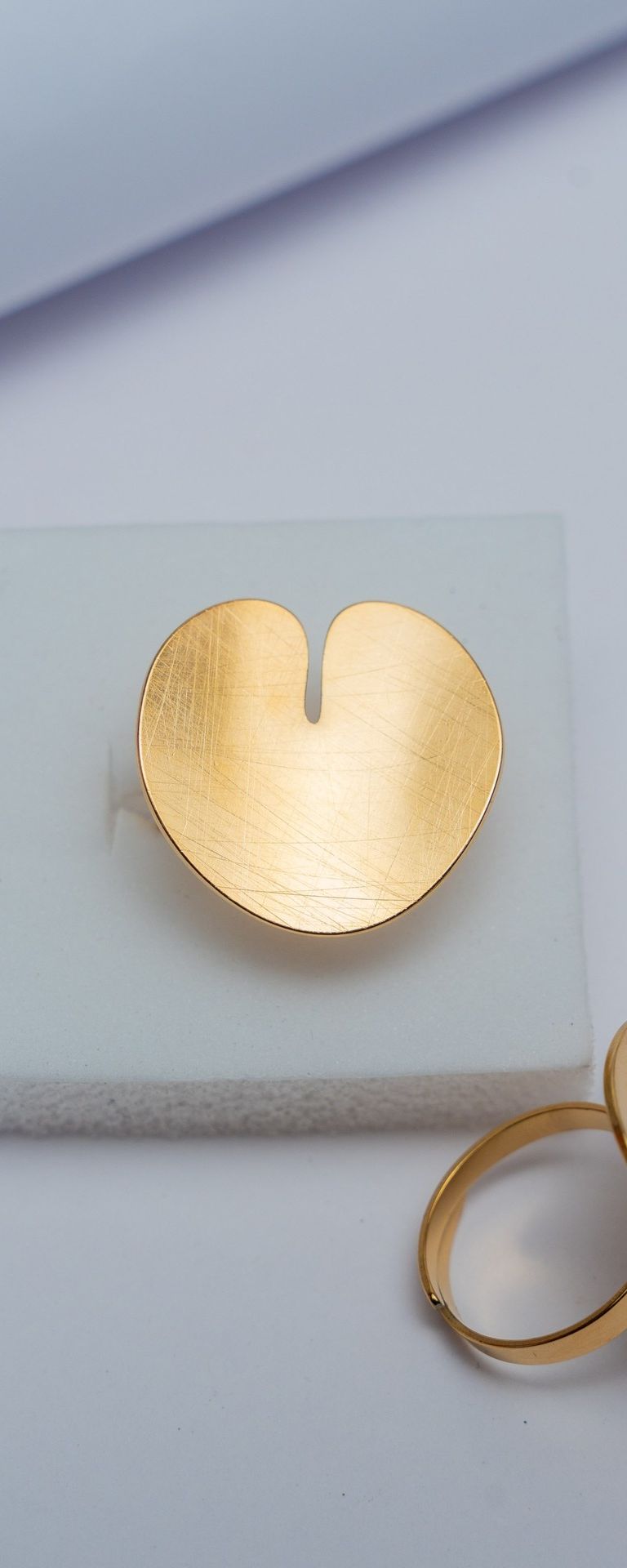 Gold Heart Signet Ring