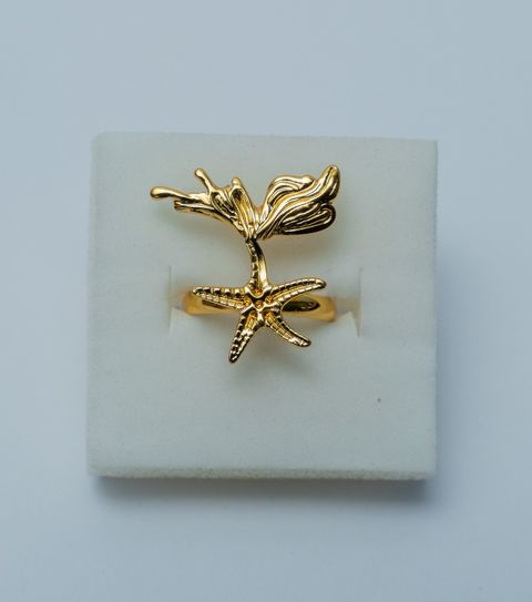 Gold-Tone Starfish & Flower Statement Ring