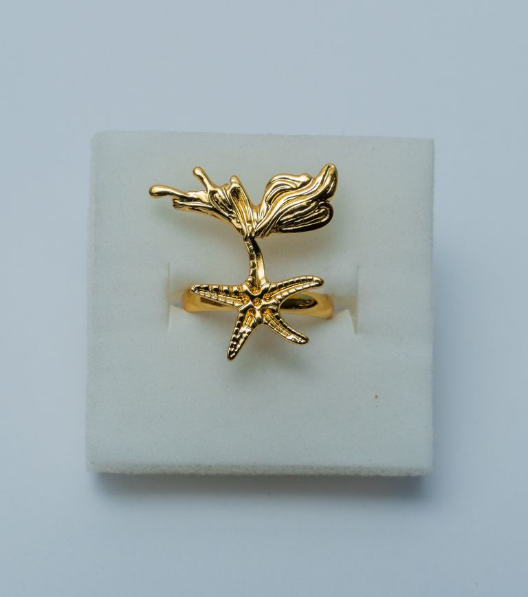 Gold-Tone Starfish & Flower Statement Ring