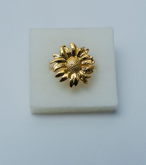 Gold-Tone Sunflower Ring