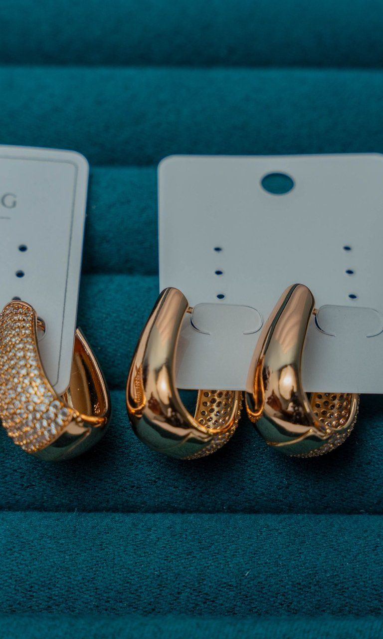 Gold-Tone Chunky Hoop Earring Set