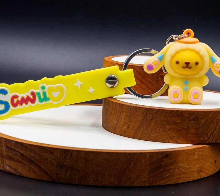 Smile Keychain Yellow 03